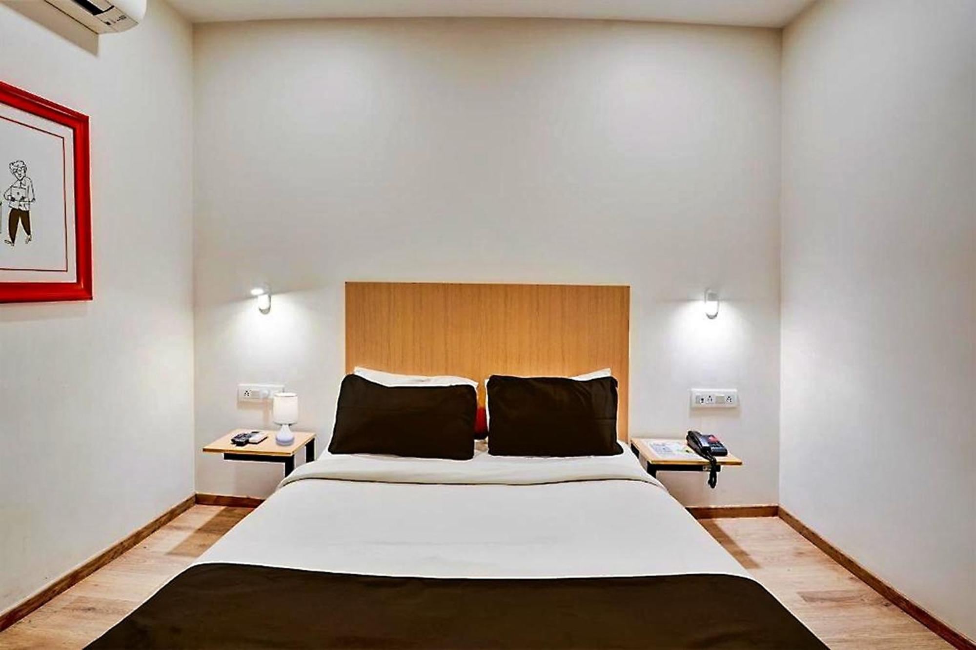 Hotel Sunlight Inn 뉴델리 외부 사진